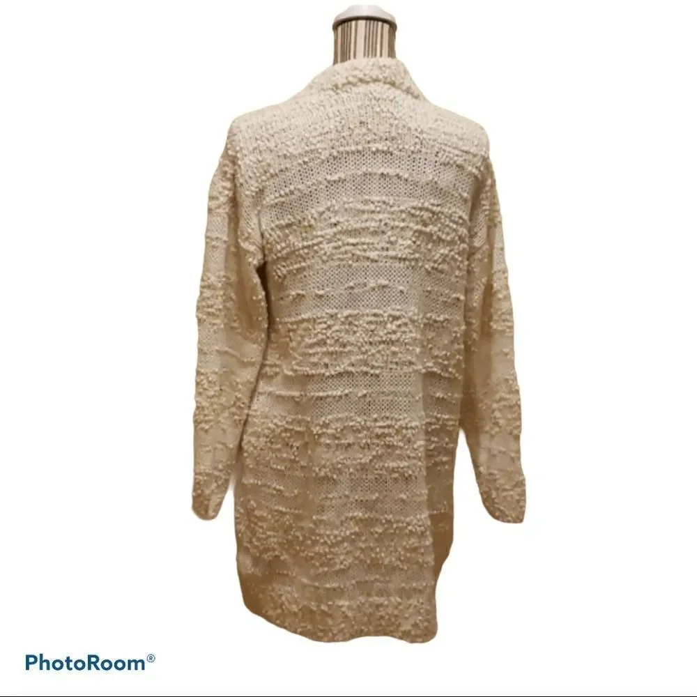 𝅺MESH and lace white Cardigan. Small